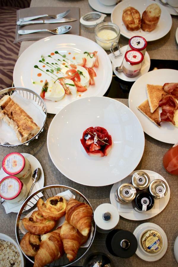 Hotel Splendide Royal Paris - Relais & Chateaux Bagian luar foto